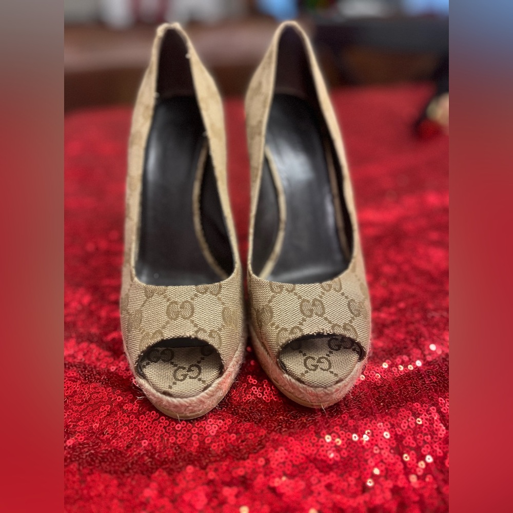 Gucci wedges